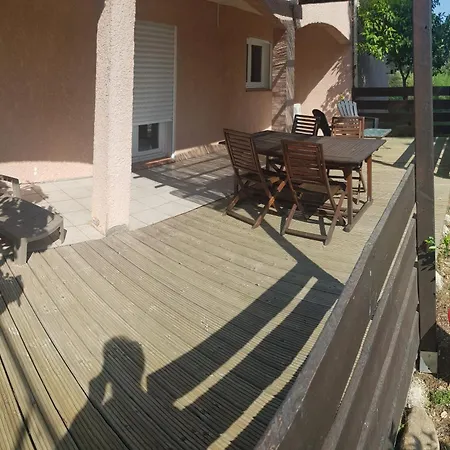 Lejlighed Dans Avec Piscine *